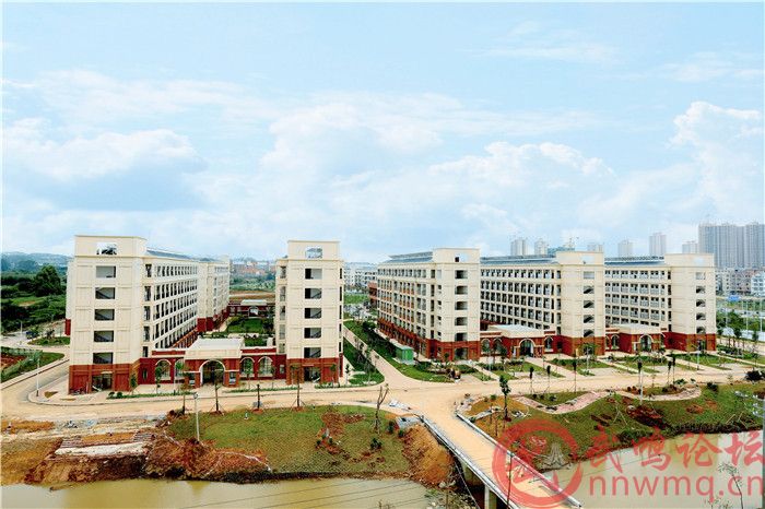 2018年12月,学校正式更名为南宁师范大学.